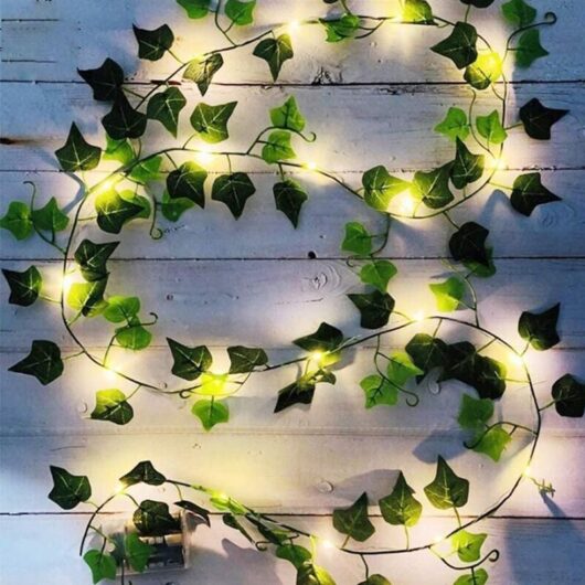 1 PCS 5M Leaf String Lights, Artificial Plants with 50 LEDs and Green Leaf, LED Vine Lights String for Garden, Yard, Home, Patio, Wedding Party